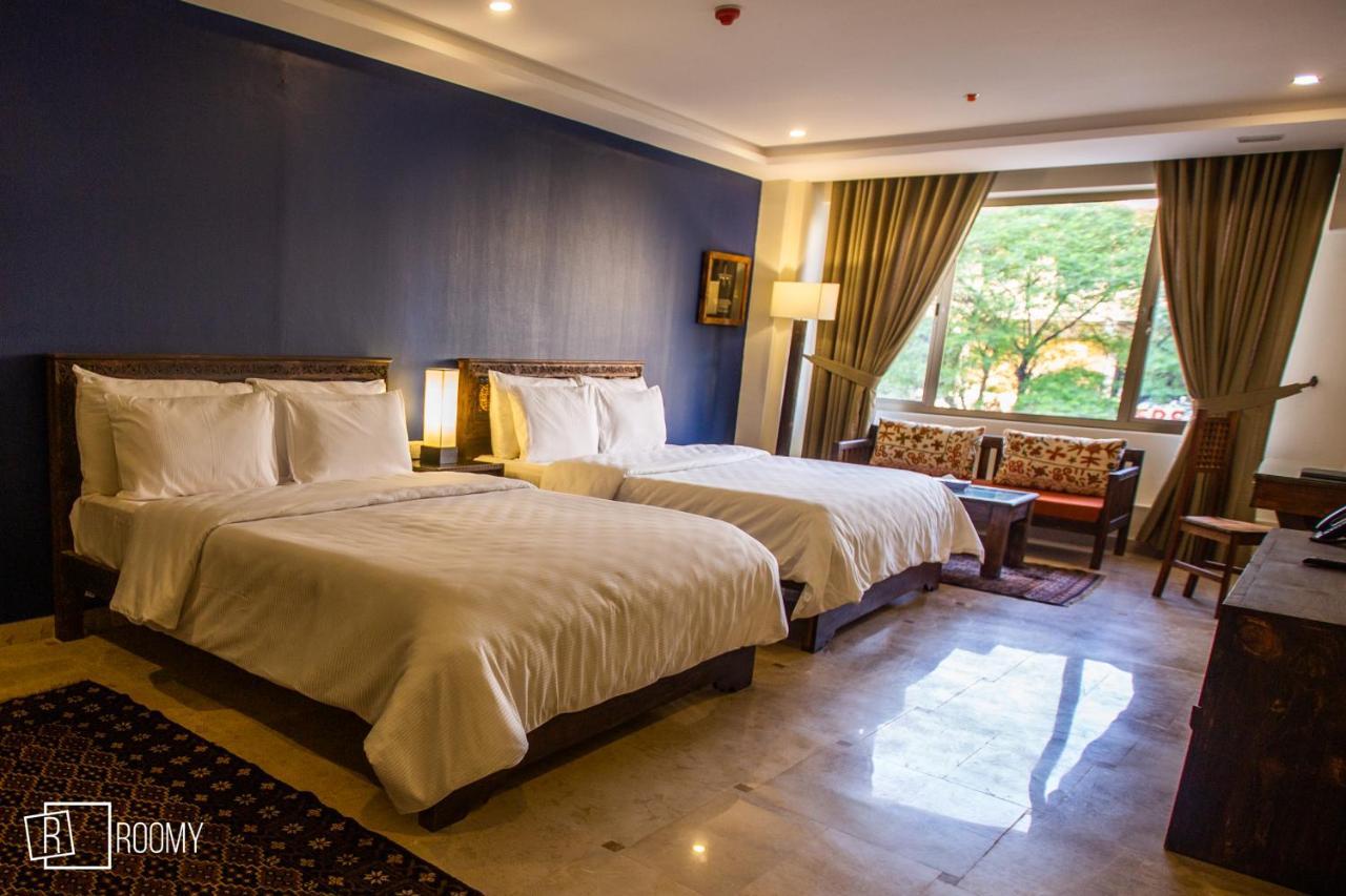 Roomy Signature Hotel, Islamabad Exterior photo