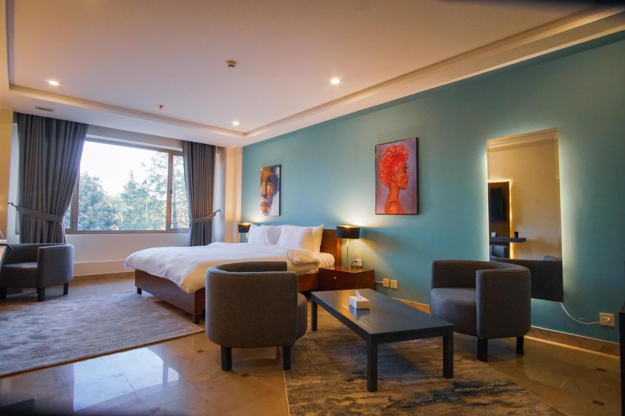 Roomy Signature Hotel, Islamabad Exterior photo