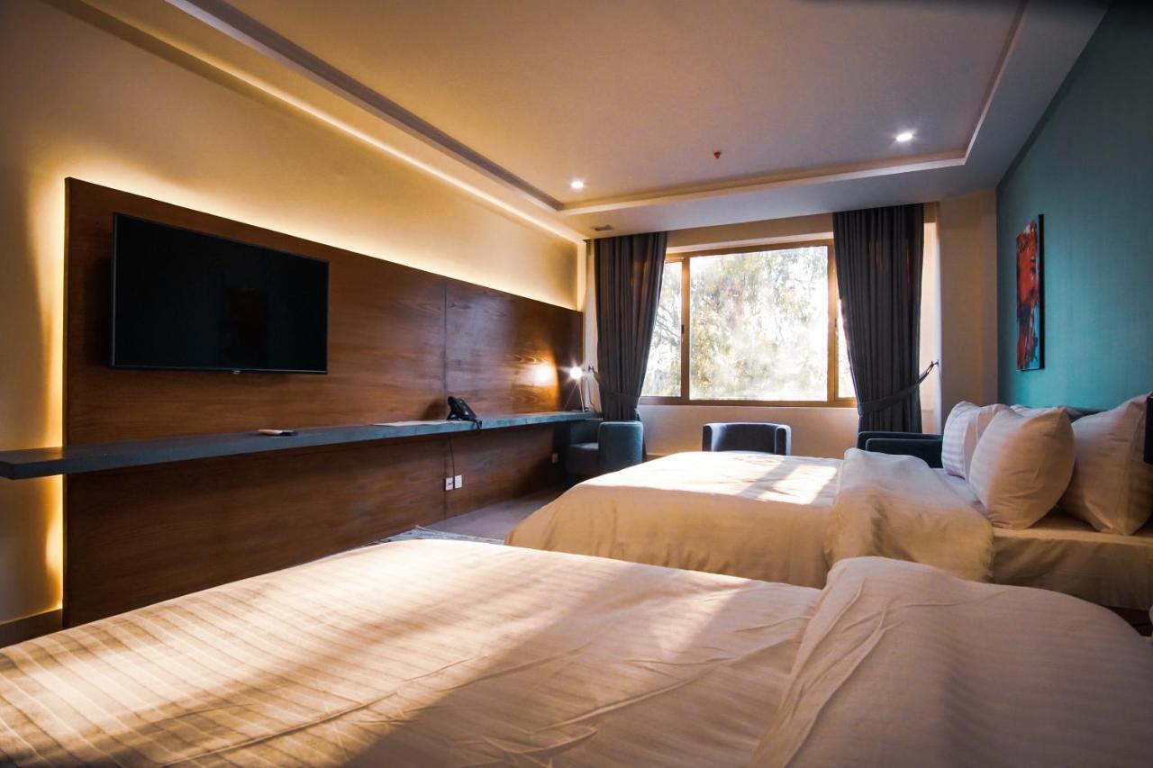 Roomy Signature Hotel, Islamabad Exterior photo